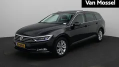 Zwart Gebruikt 2019 VW Passat Comfortline Stationwagen | € 22.400 (Eerlijke prijs)