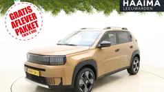 Bruin Nieuw 2025 Fiat Grande Panda La Prima Hatchback | € 29.950 (Eerlijke prijs)