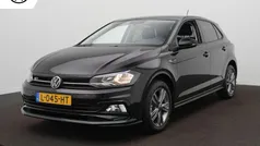 Zwart, metallic lak Gebruikt 2021 VW Polo R-line Edition Hatchback | € 18.900 (Eerlijke prijs)