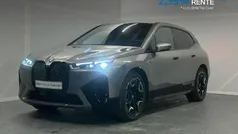 Grijs Gebruikt 2023 BMW iX Executive SUV | € 72.880 (Eerlijke prijs)