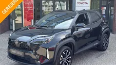 Zwart Nieuw 2025 Toyota Yaris Cross SUV | € 31.499 (Eerlijke prijs)