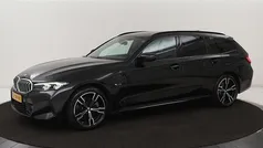 Zwart Gebruikt 2022 BMW 330 Stationwagen | € 39.900 (Eerlijke prijs)