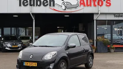 Zwart Gebruikt 2011 Renault Twingo Collection Hatchback | € 2.395 (Eerlijke prijs)