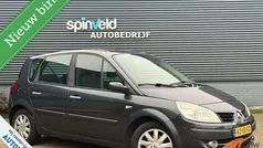 Gebruikt 2007 Renault Scénic II MPV | € 2.499 (Eerlijke prijs)