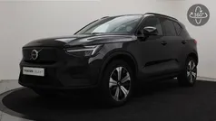Zwart, metallic lak Gebruikt 2022 Volvo XC40 Core SUV | € 33.900 (Super prijs)