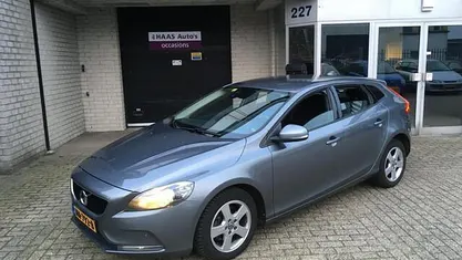 Occasion 2016 Volvo V40 Kinetic Hatchback | € 4.999 (Super prijs)