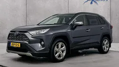 Grijs Gebruikt 2020 Toyota RAV4 Hybrid Executive SUV | € 33.750 (Eerlijke prijs)