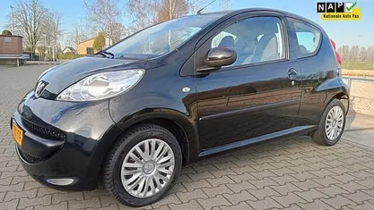 Gebruikt 2008 Peugeot 107 Urban Move Hatchback | € 1.750 (Eerlijke prijs)