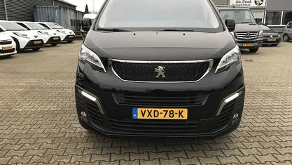 Gebruikt 2023 Peugeot Expert Van | € 24.950 (Eerlijke prijs)