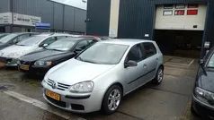Grijs Gebruikt 2005 VW Golf IV Hatchback | € 1.699 (Eerlijke prijs)