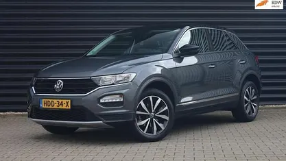 Occasion 2021 VW T-Roc Sportline SUV | € 24.895 (Eerlijke prijs)