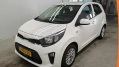 Wit Gebruikt 2023 Kia Picanto Hatchback | € 14.585 (Eerlijke prijs)