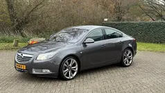 Grijs Gebruikt 2011 Opel Insignia Sport Sedan | € 6.999 (Eerlijke prijs)
