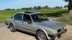 Grijs Gebruikt 1982 Alfa Romeo Alfetta Sedan | € 15.950