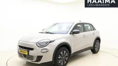 Grijs Gebruikt 2024 Fiat 600 Urban SUV | € 27.950 (Eerlijke prijs)