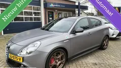 Grijs Gebruikt 2015 Alfa Romeo Giulietta Quadrifoglio Verde Hatchback | € 16.950 (Eerlijke prijs)