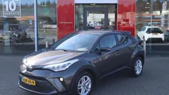 Grijs Gebruikt 2022 Toyota C-HR Active SUV | € 22.900 (Goede deal)