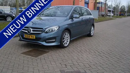 Occasion Mercedes B250 Prestige 211 PK (155 kW) 2015 Blauw MPV
