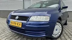 Blauw Gebruikt 2004 Fiat Stilo Dynamic Hatchback | € 1.295 (Goede deal)