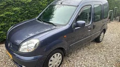 Blauw Gebruikt 2005 Renault Kangoo Expression MPV | € 3.995 (Eerlijke prijs)