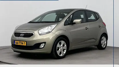 Grijs Gebruikt 2012 Kia Venga Hatchback | € 8.899 (Eerlijke prijs)