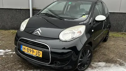 Zwart Occasion 2010 Citroën C1 Hatchback | € 1.995 (Eerlijke prijs)