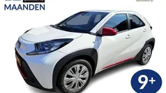 Gebruikt 2024 Toyota Aygo Play Hatchback | € 21.950 (Eerlijke prijs)