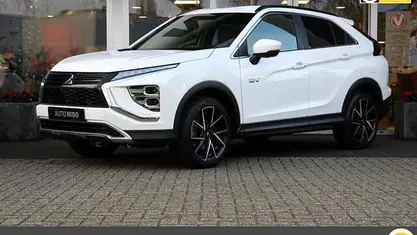 Gebruikt 2022 Mitsubishi Eclipse Cross Edition SUV | € 24.950 (Eerlijke prijs)