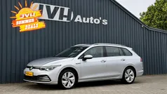 Grijs, metallic lak Gebruikt 2021 VW Golf VIII Sport Stationwagen | € 22.850 (Goede deal)