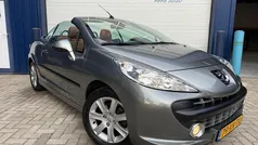 Grijs (metallic) Gebruikt 2007 Peugeot 207 CC Cabriolet | € 4.495 (Eerlijke prijs)