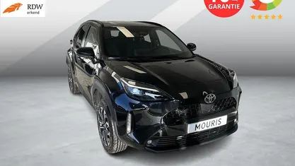 Grijs Nieuw 2025 Toyota Yaris Cross Team SUV | € 33.950 (Eerlijke prijs)