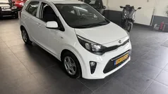 Gebruikt 2017 Kia Picanto Hatchback | € 8.250 (Eerlijke prijs)