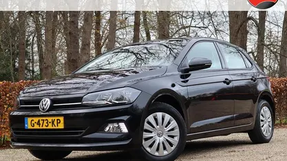Zwart Gebruikt 2019 VW Polo Comfortline Hatchback | € 15.900 (Eerlijke prijs)