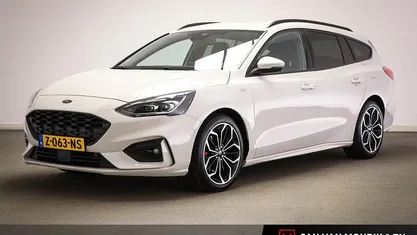 Wit Gebruikt 2021 Ford Focus Business Edition Stationwagen | € 20.695 (Eerlijke prijs)
