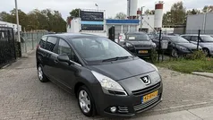Grijs Gebruikt 2011 Peugeot 5008 MPV | € 3.499 (Eerlijke prijs)
