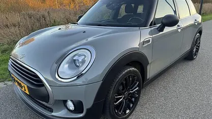 Grijs Gebruikt 2018 Mini One Clubman Business Stationwagen | € 13.950 (Eerlijke prijs)