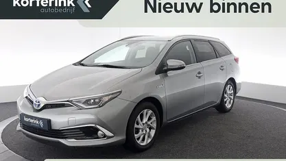 Occasion 2018 Toyota Auris Hybrid Executive Stationwagen | € 17.900 (Eerlijke prijs)