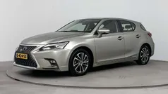 Grijs Gebruikt 2019 Lexus CT200h Hatchback | € 22.900 (Eerlijke prijs)