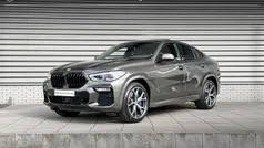 Manhattan metallic (groen metallic) Gebruikt 2021 BMW X6 M50 Comfort Edition SUV | € 86.900 (Eerlijke prijs)
