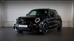 Zwart Gebruikt 2024 Mini John Cooper Works Hatchback | € 36.900 (Goede deal)
