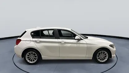 Occasion BMW 118 Executive 136 PK (100 kW) 2019 Wit Hatchback