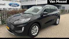 Zwart Gebruikt 2022 Ford Kuga Titanium X SUV | € 25.845 (Eerlijke prijs)