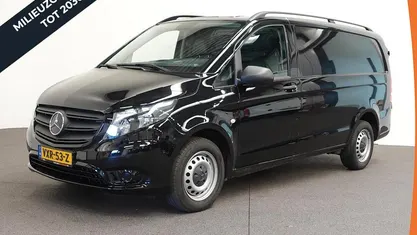 Zwart Gebruikt 2024 Mercedes Vito Van | € 38.490 (Super prijs)