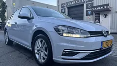 Wit Gebruikt 2017 VW Golf VII Highline Hatchback | € 11.999 (Eerlijke prijs)