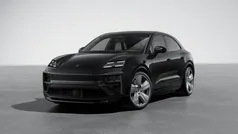 Gebruikt 2024 Porsche Macan Turbo SUV | € 149.688 (Super prijs)