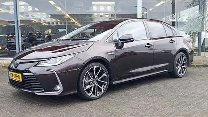 Occasion 2019 Toyota Corolla Executive Sedan | € 17.445 (Eerlijke prijs)
