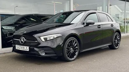 Gebruikt 2022 Mercedes A250 AMG line Hatchback | € 32.950 (Eerlijke prijs)