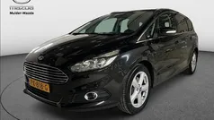 Zwart Gebruikt 2017 Ford S-MAX Titanium MPV | € 16.950 (Goede deal)