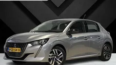Grijs, metallic lak Gebruikt 2024 Peugeot 208 Allure Hatchback | € 20.490 (Eerlijke prijs)