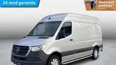 Zilver Occasion 2024 Mercedes Sprinter Van | € 41.950 (Super prijs)